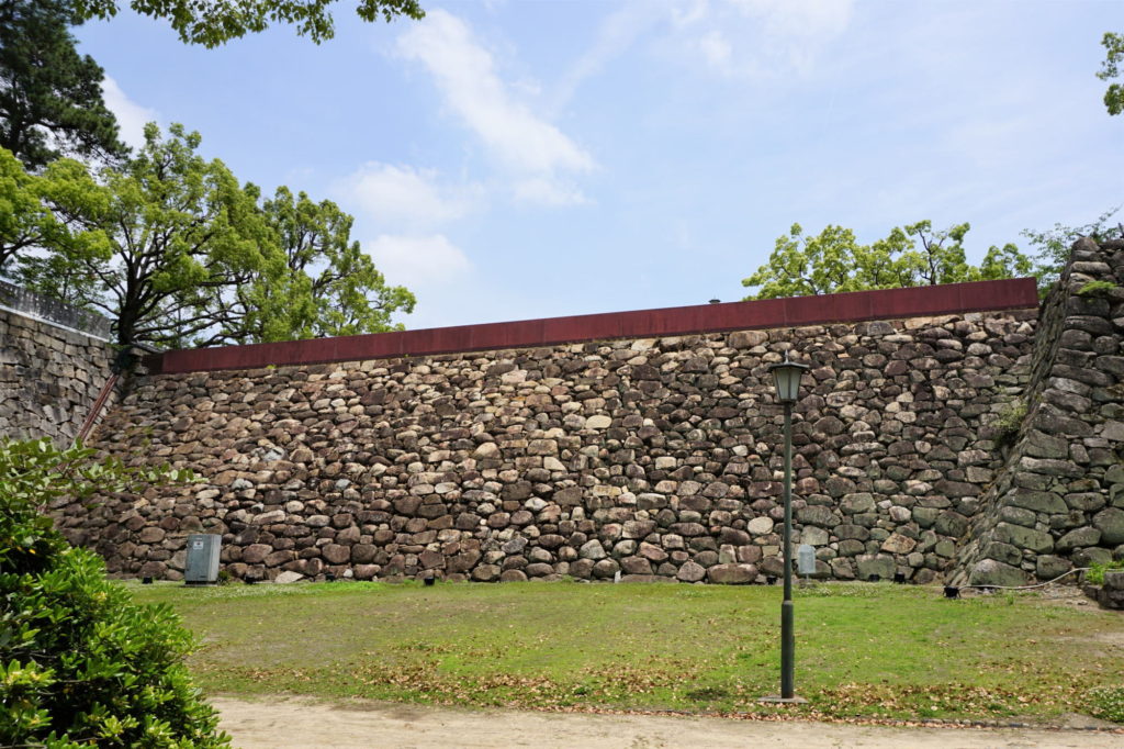 中の段南西の石垣